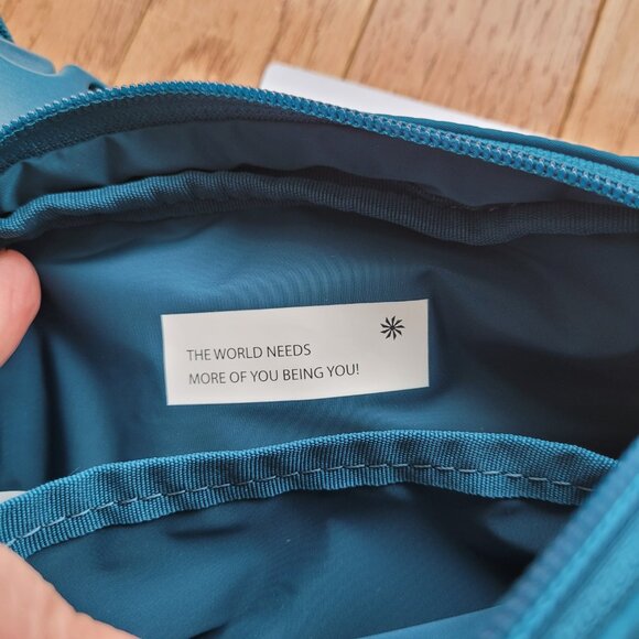 NWT Athleta Girl Always Belt Bag Coastal Teal - Picture 10 of 14
